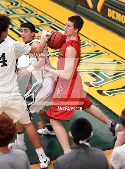 Thumbnail 1 in Liberty vs. Greenway (Judy Dixon Holiday Tournament) photogallery.
