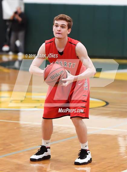 Thumbnail 1 in Liberty vs. Greenway (Judy Dixon Holiday Tournament) photogallery.