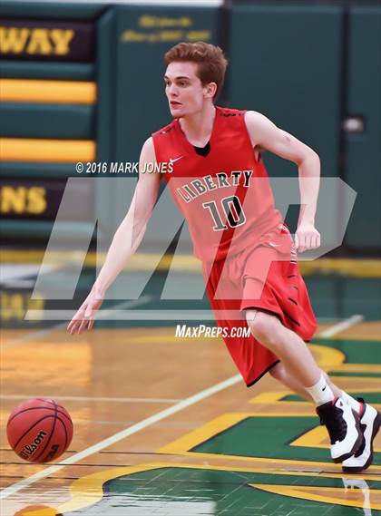 Thumbnail 1 in Liberty vs. Greenway (Judy Dixon Holiday Tournament) photogallery.