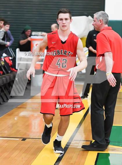 Thumbnail 3 in Liberty vs. Greenway (Judy Dixon Holiday Tournament) photogallery.