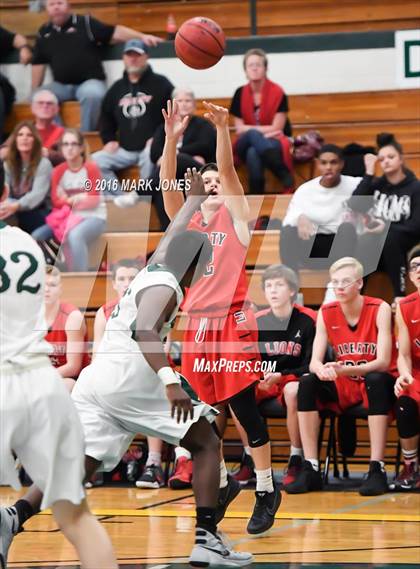 Thumbnail 2 in Liberty vs. Greenway (Judy Dixon Holiday Tournament) photogallery.