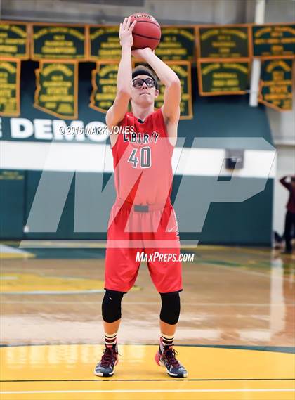 Thumbnail 2 in Liberty vs. Greenway (Judy Dixon Holiday Tournament) photogallery.
