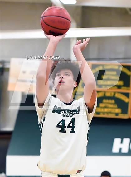 Thumbnail 3 in Liberty vs. Greenway (Judy Dixon Holiday Tournament) photogallery.