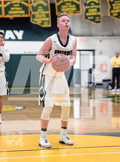 Thumbnail 3 in Liberty vs. Greenway (Judy Dixon Holiday Tournament) photogallery.