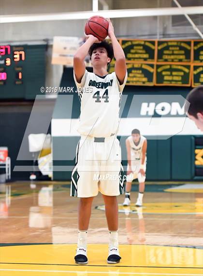 Thumbnail 2 in Liberty vs. Greenway (Judy Dixon Holiday Tournament) photogallery.