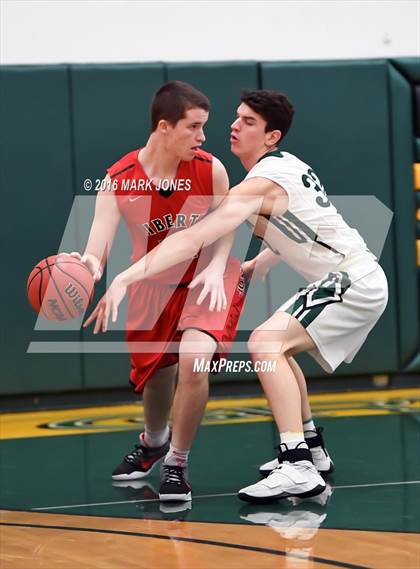Thumbnail 3 in Liberty vs. Greenway (Judy Dixon Holiday Tournament) photogallery.