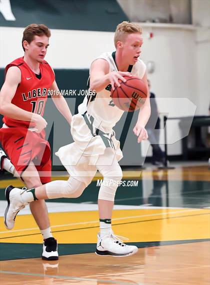 Thumbnail 2 in Liberty vs. Greenway (Judy Dixon Holiday Tournament) photogallery.