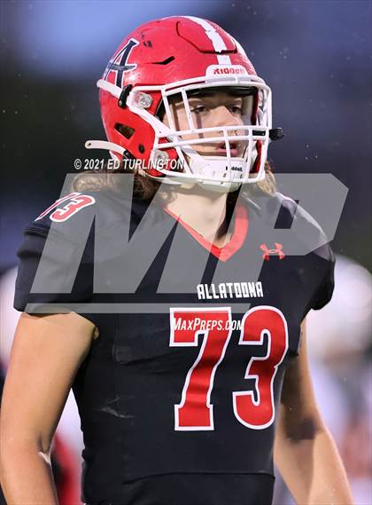 Thumbnail 1 in Lassiter @ Allatoona photogallery.