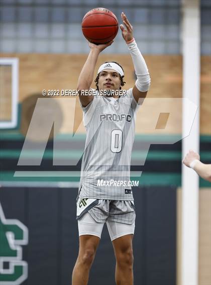 Thumbnail 3 in Prolific Prep of Napa Christian vs Albuquerque Prep (Gary Rhoades Classic) photogallery.