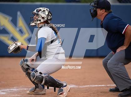 Thumbnail 2 in Mater Dei Catholic vs. Rancho Bernardo (CIF SDS Open Final) photogallery.