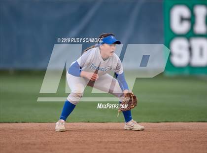 Thumbnail 3 in Mater Dei Catholic vs. Rancho Bernardo (CIF SDS Open Final) photogallery.