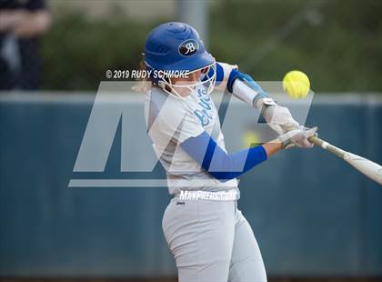 Thumbnail 2 in Mater Dei Catholic vs. Rancho Bernardo (CIF SDS Open Final) photogallery.