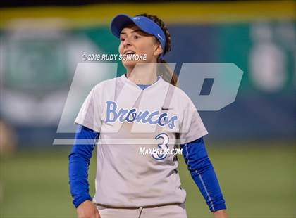 Thumbnail 3 in Mater Dei Catholic vs. Rancho Bernardo (CIF SDS Open Final) photogallery.