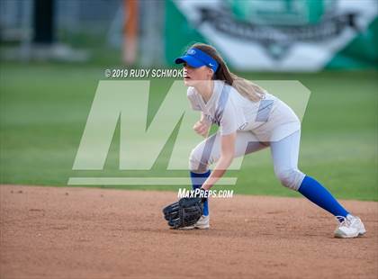 Thumbnail 3 in Mater Dei Catholic vs. Rancho Bernardo (CIF SDS Open Final) photogallery.