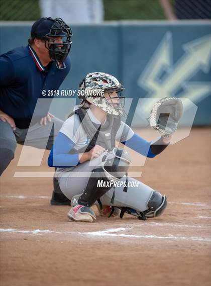 Thumbnail 2 in Mater Dei Catholic vs. Rancho Bernardo (CIF SDS Open Final) photogallery.