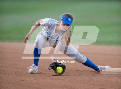 Thumbnail 1 in Mater Dei Catholic vs. Rancho Bernardo (CIF SDS Open Final) photogallery.