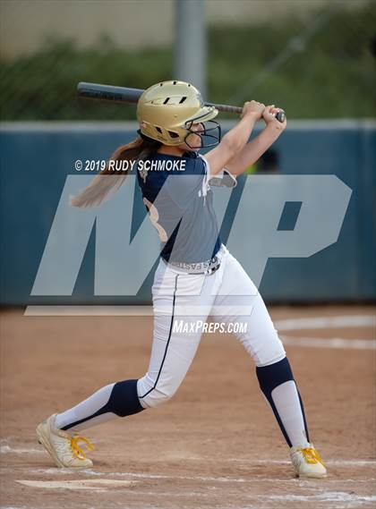 Thumbnail 2 in Mater Dei Catholic vs. Rancho Bernardo (CIF SDS Open Final) photogallery.