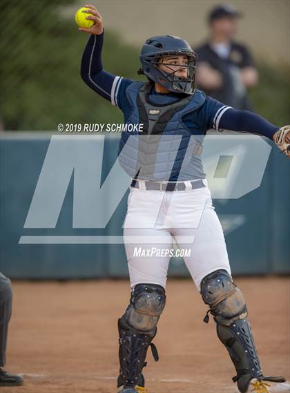 Thumbnail 3 in Mater Dei Catholic vs. Rancho Bernardo (CIF SDS Open Final) photogallery.