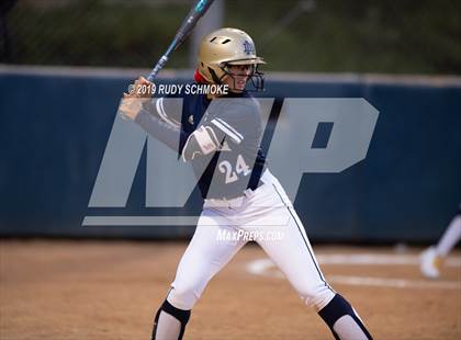 Thumbnail 2 in Mater Dei Catholic vs. Rancho Bernardo (CIF SDS Open Final) photogallery.