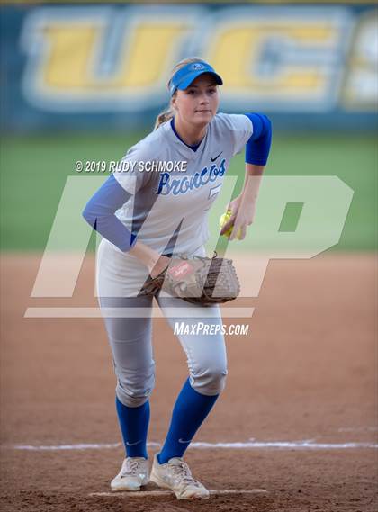 Thumbnail 1 in Mater Dei Catholic vs. Rancho Bernardo (CIF SDS Open Final) photogallery.