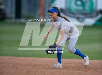Thumbnail 1 in Mater Dei Catholic vs. Rancho Bernardo (CIF SDS Open Final) photogallery.