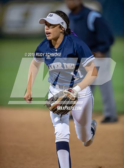 Thumbnail 2 in Mater Dei Catholic vs. Rancho Bernardo (CIF SDS Open Final) photogallery.