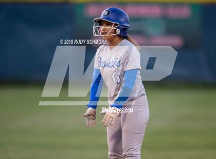 Thumbnail 3 in Mater Dei Catholic vs. Rancho Bernardo (CIF SDS Open Final) photogallery.