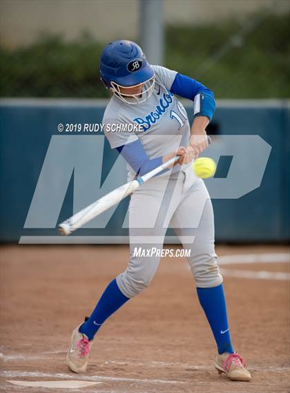 Thumbnail 1 in Mater Dei Catholic vs. Rancho Bernardo (CIF SDS Open Final) photogallery.