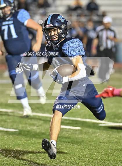 Thumbnail 2 in Lee vs Johnson photogallery.