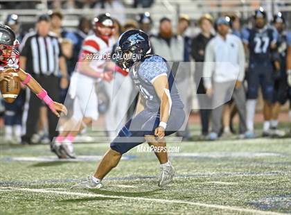 Thumbnail 3 in Lee vs Johnson photogallery.