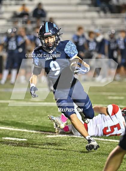 Thumbnail 2 in Lee vs Johnson photogallery.