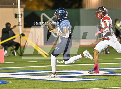 Thumbnail 1 in Lee vs Johnson photogallery.