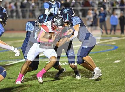 Thumbnail 3 in Lee vs Johnson photogallery.
