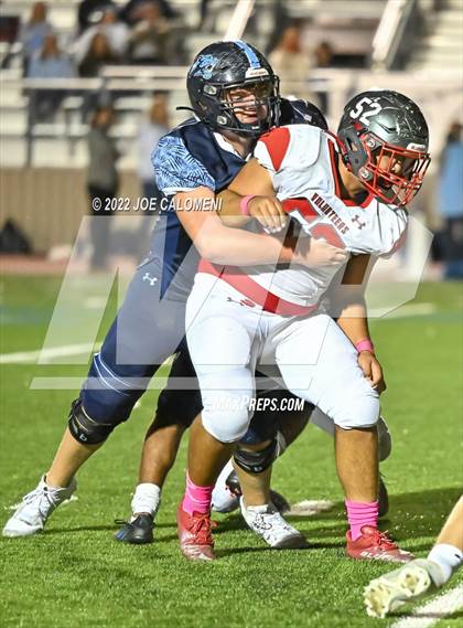 Thumbnail 2 in Lee vs Johnson photogallery.