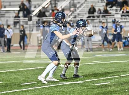 Thumbnail 3 in Lee vs Johnson photogallery.