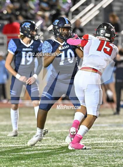 Thumbnail 2 in Lee vs Johnson photogallery.