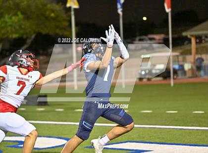 Thumbnail 2 in Lee vs Johnson photogallery.