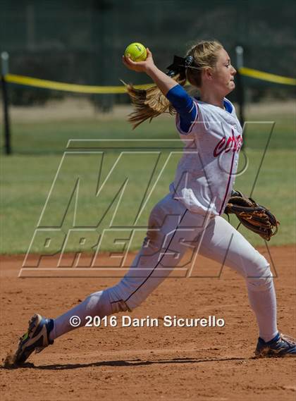 Thumbnail 1 in Morenci vs. Camp Verde (AIA D4 Semifinal) photogallery.