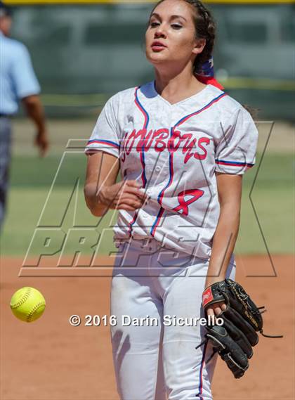 Thumbnail 3 in Morenci vs. Camp Verde (AIA D4 Semifinal) photogallery.