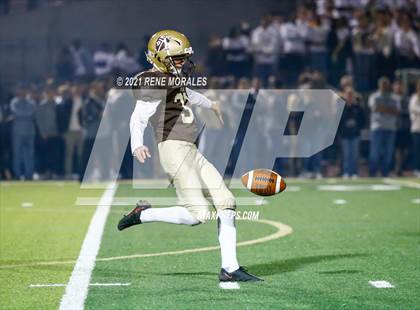 Thumbnail 1 in Long Beach Poly vs St. Francis (CIF SS D4 Final) photogallery.