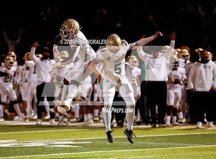 Thumbnail 2 in Long Beach Poly vs St. Francis (CIF SS D4 Final) photogallery.