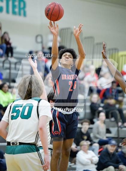 Thumbnail 2 in Grassfield @ Hickory photogallery.