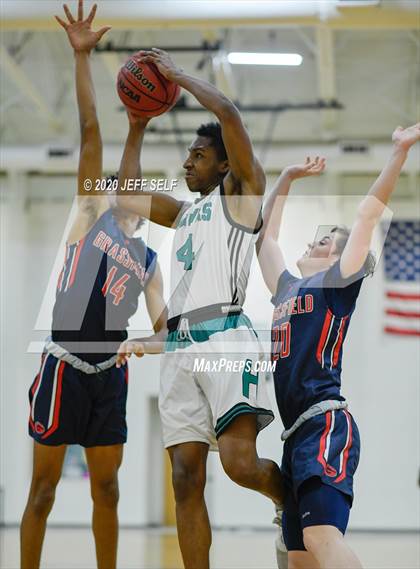 Thumbnail 3 in Grassfield @ Hickory photogallery.