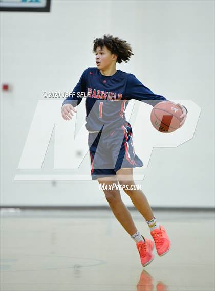 Thumbnail 1 in Grassfield @ Hickory photogallery.