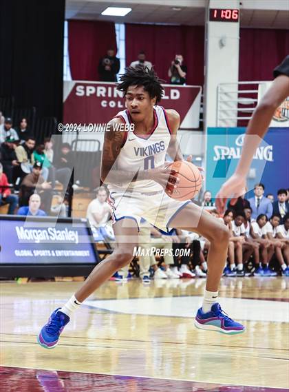 Thumbnail 3 in North Mecklenburg vs. Camden (Spalding Hoophall Classic) photogallery.