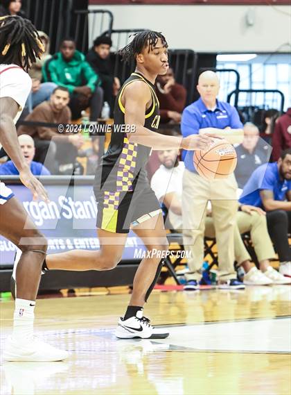 Thumbnail 1 in North Mecklenburg vs. Camden (Spalding Hoophall Classic) photogallery.