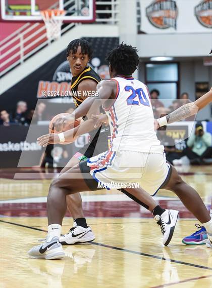 Thumbnail 3 in North Mecklenburg vs. Camden (Spalding Hoophall Classic) photogallery.