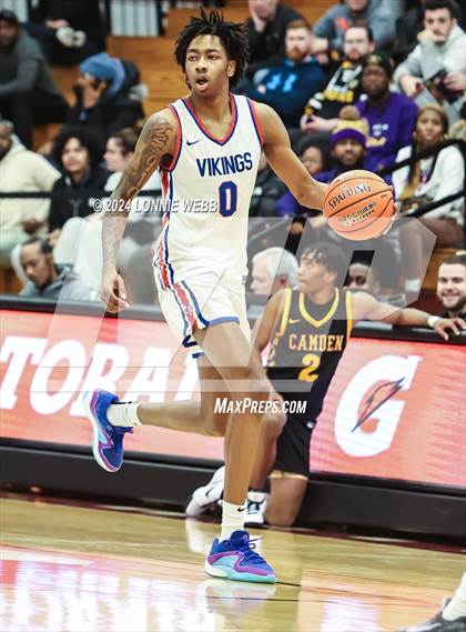 Thumbnail 2 in North Mecklenburg vs. Camden (Spalding Hoophall Classic) photogallery.