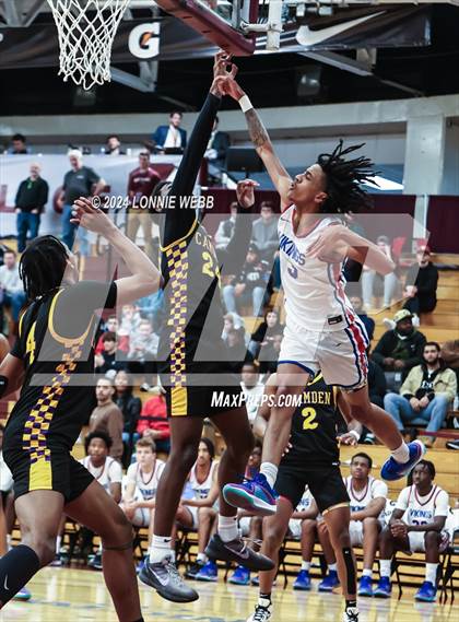 Thumbnail 3 in North Mecklenburg vs. Camden (Spalding Hoophall Classic) photogallery.