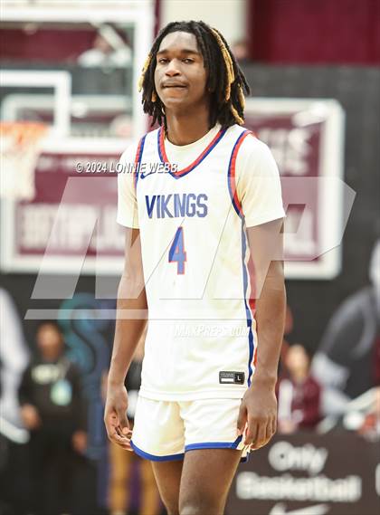 Thumbnail 2 in North Mecklenburg vs. Camden (Spalding Hoophall Classic) photogallery.